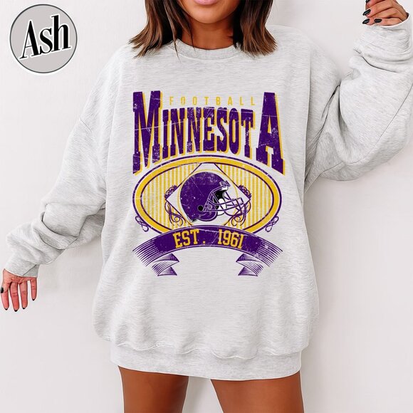 Minnesota Football Vintage Style Crewneck Sweatshirt 17 - Picture 1 of 5